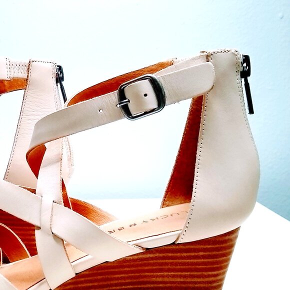 LUCKY BRAND JEWELIA WEDGE SANDAL SIZE 8 1/2 - Picture 10 of 16